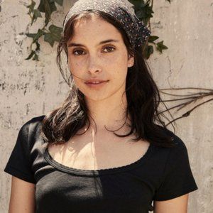 ISO Doen Brigitte Tee in Black! XS or S!